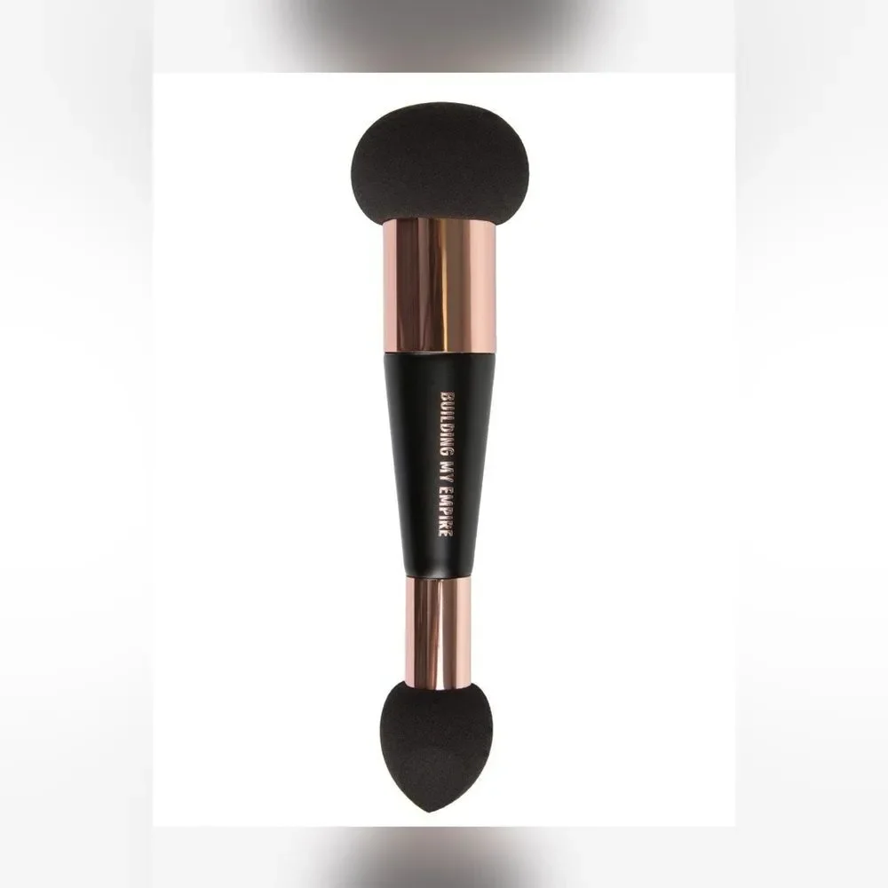 NEW REALHER Building My Empire Makeup Applicator Brush New in Box